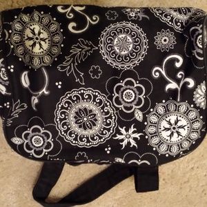31 Cosmetic travel bag